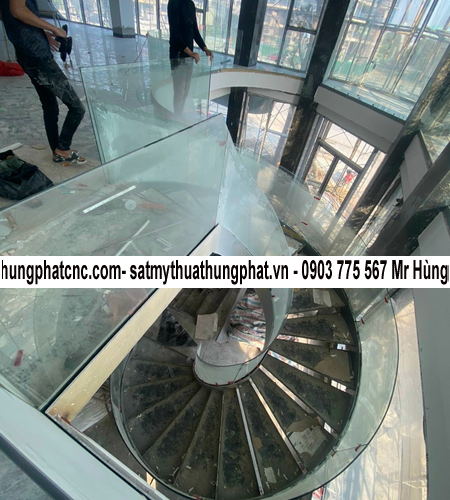 Cầu Thang Xoắn Quận 12 - Giải Pháp Nghệ Thuật Không Gian #TOP1