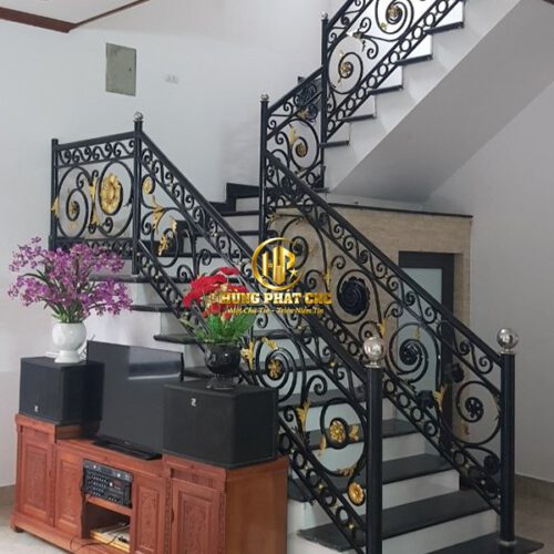 Cầu Thang Sắt Long An - Thiết Kế Hiện Đại, Thi Công Chắc Chắn