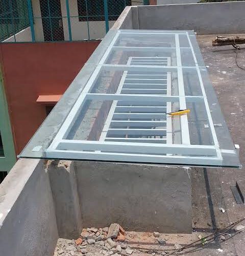 Mái Kính Giếng Trời Khung Sắt – Tư Vấn Giải Pháp Lấy Sáng